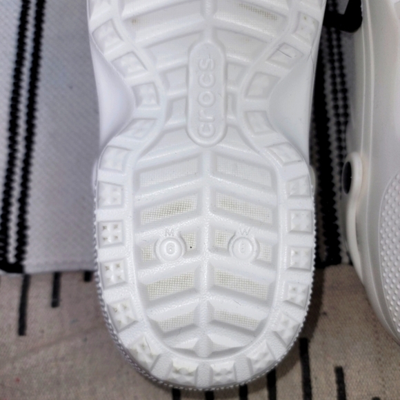 Crocs Specialist II Vent Clogs in White, sz 8 - Picture 13 of 15